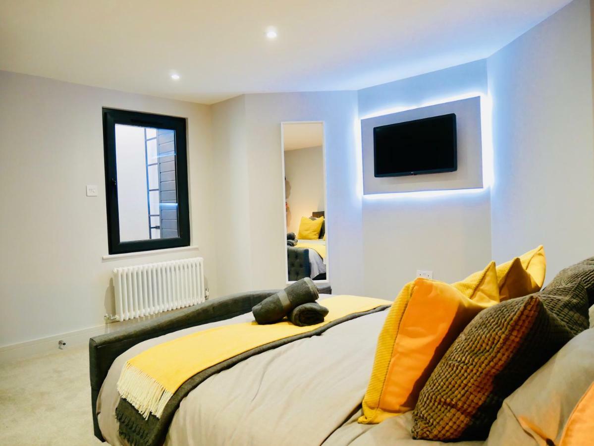 Luxury 3 Bedroom Apartment Near Bournemouth Beach & Poole Exterior foto